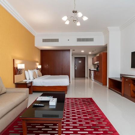 Star Metro Deira Hotel Apartments Dubai Exterior foto