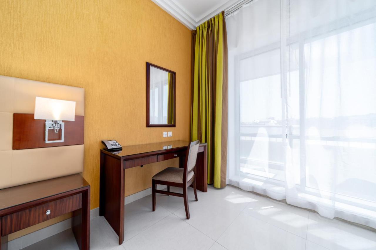 Star Metro Deira Hotel Apartments Dubai Exterior foto