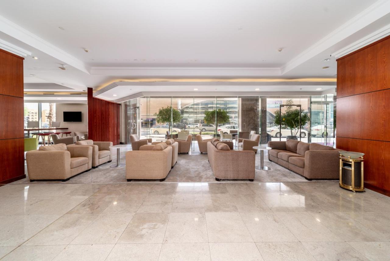 Star Metro Deira Hotel Apartments Dubai Exterior foto
