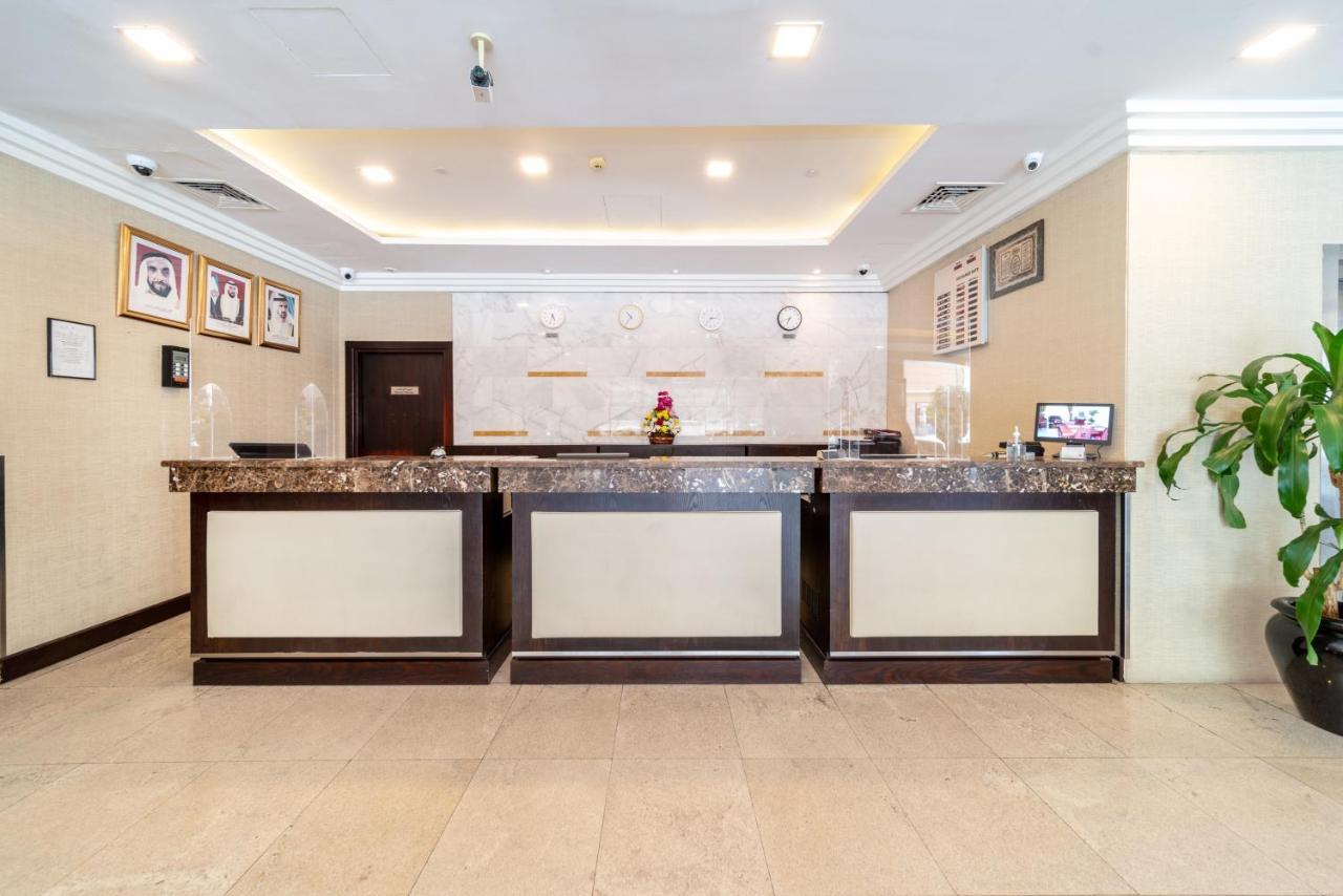 Star Metro Deira Hotel Apartments Dubai Exterior foto
